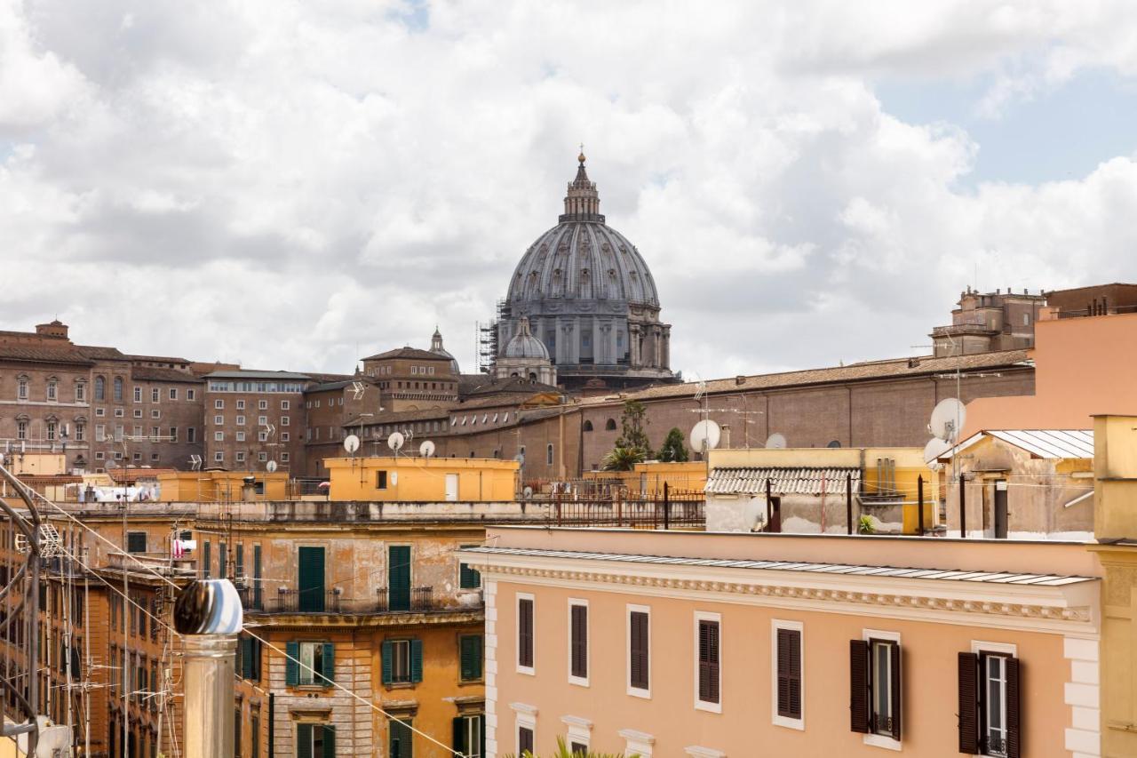 Living By Vatican With Panoramic Terraces In Lejlighed *