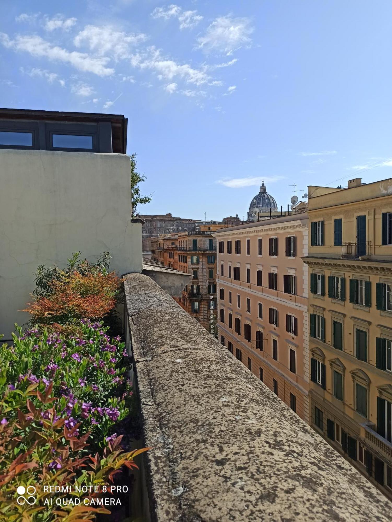 Lejlighed Living By Vatican With Panoramic Terraces In *